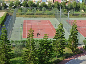 Laphetos Beach Resort & Spa теннисный корт