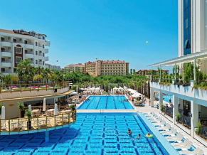 Side La Grande Resort & Spa бассейн 1