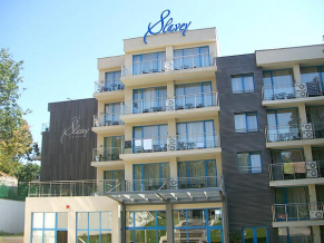 Slavej 4* (Славей 4*). Фасад