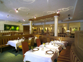 Best Western Premier Kaiserhof 4*. Ресторан