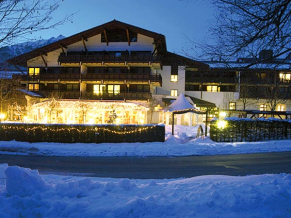 Renaissance Riessersee 4*. Фасад