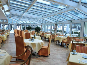 Renaissance Riessersee 4*. Ресторан