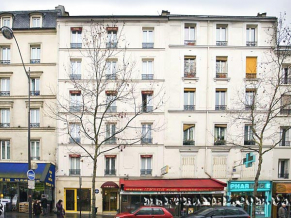 121 Paris 3*. Фасад