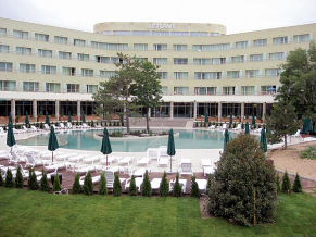 Jeravi 4* (Жерави 4*). Фасад