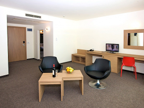 Jeravi 4* (Жерави 4*). Номер