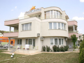 Sunny Twins 3* (Санни Твинс 3*). Фасад