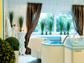 Astoria 4*. SPA