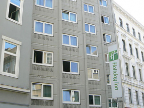 Holiday Inn Vienna City 4*. Фасад