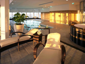 Nikko 5*. Бассейн