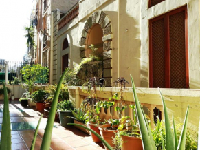 Principal 2*. Фасад