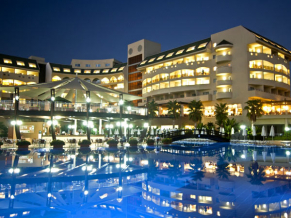 Amelia Beach Resort Hotel & Spa 5*. Бассейн