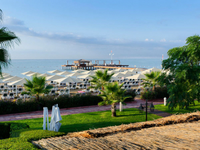 Gloria Golf Resort 5*. Пляж