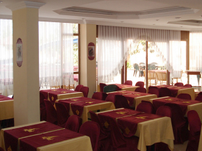 Turkmen Hotel 3*. Ресторан
