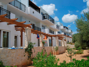 Semiramis Village Hotel 4*.