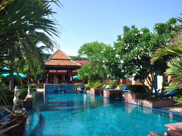 Sabai Resort бассейн