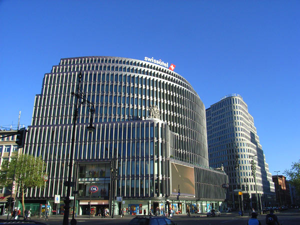 Swissotel Berlin 5*. Фасад