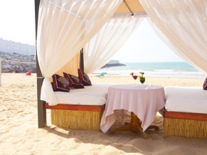Beach Hotel By Bin Majid Hotels & Resorts пляж