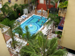 Hotel Cleopatra бассейн