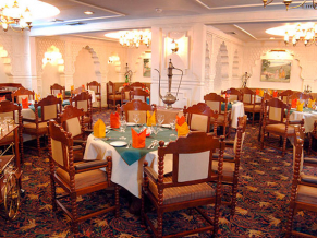 Ramada Hotel ресторан