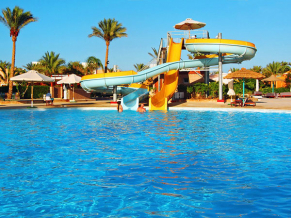 Amwaj Oyoun Hotel & Resort водные горки
