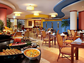 Fujairah Rotana Resort & Spa ресторан