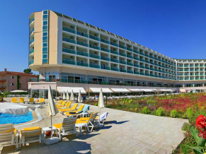 Hedef Beach Resort & Spa фасад