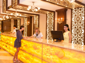 Concordia Celes Hotel рецепция