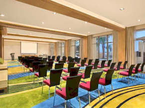 Double Tree by Hilton Resort & Spa Marjan Island конференц-зал