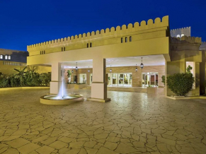 Hilton Al Hamra Beach & Golf Resort фасад 1