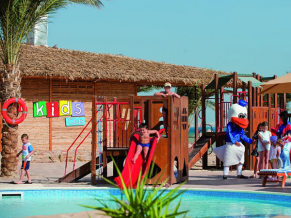 Amwaj Blue Beach Resort & Spa Abu Soma детская площадка