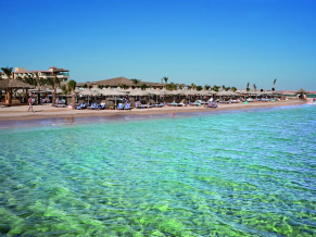 Amwaj Blue Beach Resort & Spa Abu Soma пляж 1