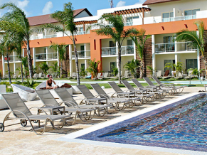 Breathless Punta Cana Hotel бассейн 1