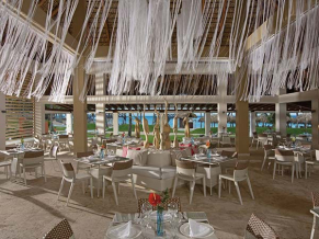Breathless Punta Cana Hotel терраса