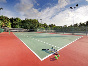 Grand Palladium Palace Resort теннисный корт