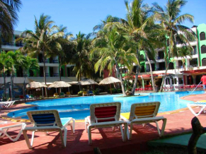 Islazul Club Amigo Tropical бассейн
