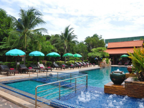 Sabai Resort бассейн 1