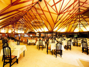 Adaaran Select Hudhuranfushi ресторан