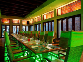 Centara Grand Beach Resort Samui ресторан
