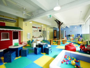 Centara Kata Resort детская комната