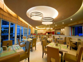 Hotel J Pattaya ресторан
