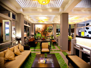 Lantana Pattaya Hotel & Resort лобби