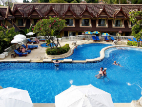 Diamond Cottage Resort & Spa бассейн 1