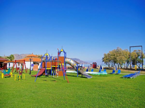 Mythos Palace Resort детская площадка
