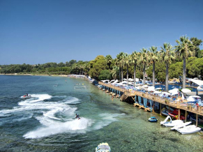 Omer Holiday Resort пляж 1