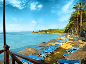 Omer Holiday Resort пляж
