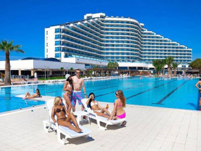 Venosa Beach Resort & Spa бассейн