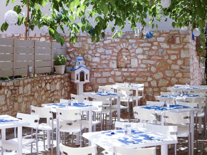 Dimitrios Beach ресторан 1