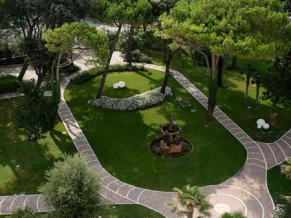 Residenza Parco Fellini сад