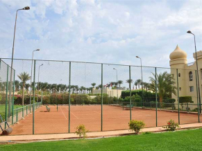 AA Grand Oasis Resort теннисный корт