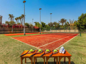 Cleopatra Luxury Resort Collection теннисный корт